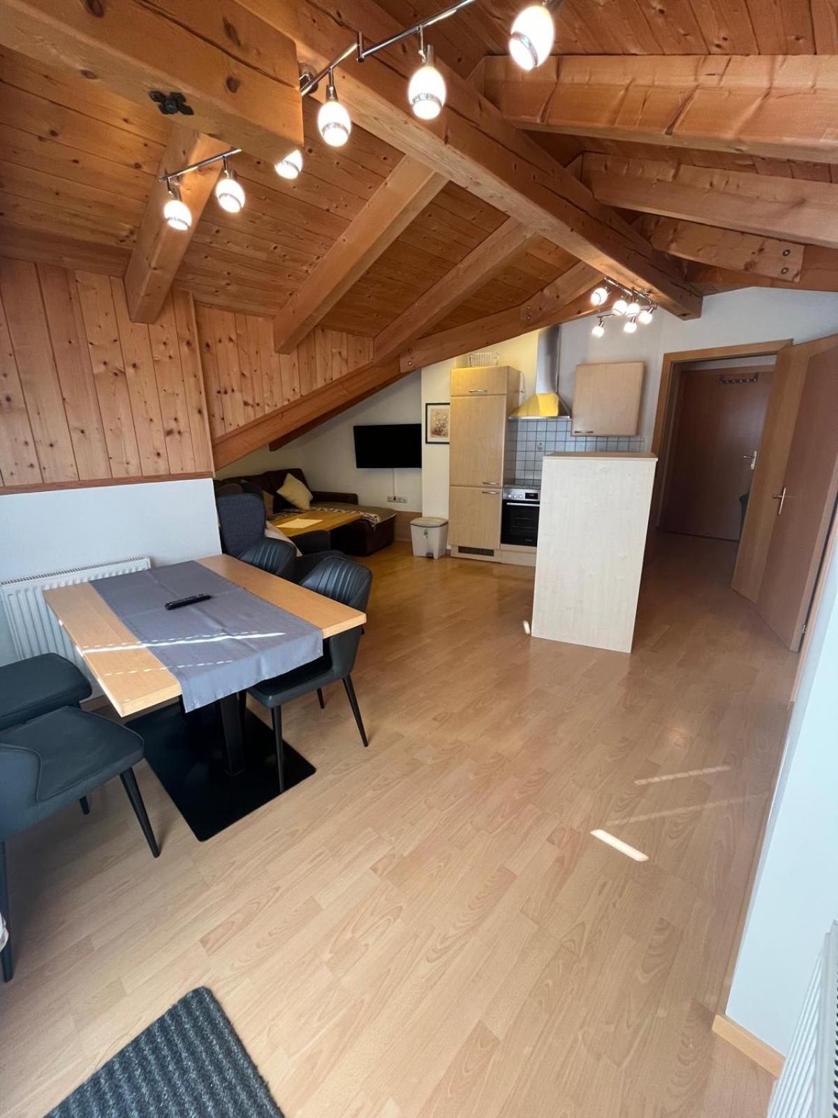 Nebenhaus - Haus Heigl Appartement Sankt Johann im Pongau Buitenkant foto