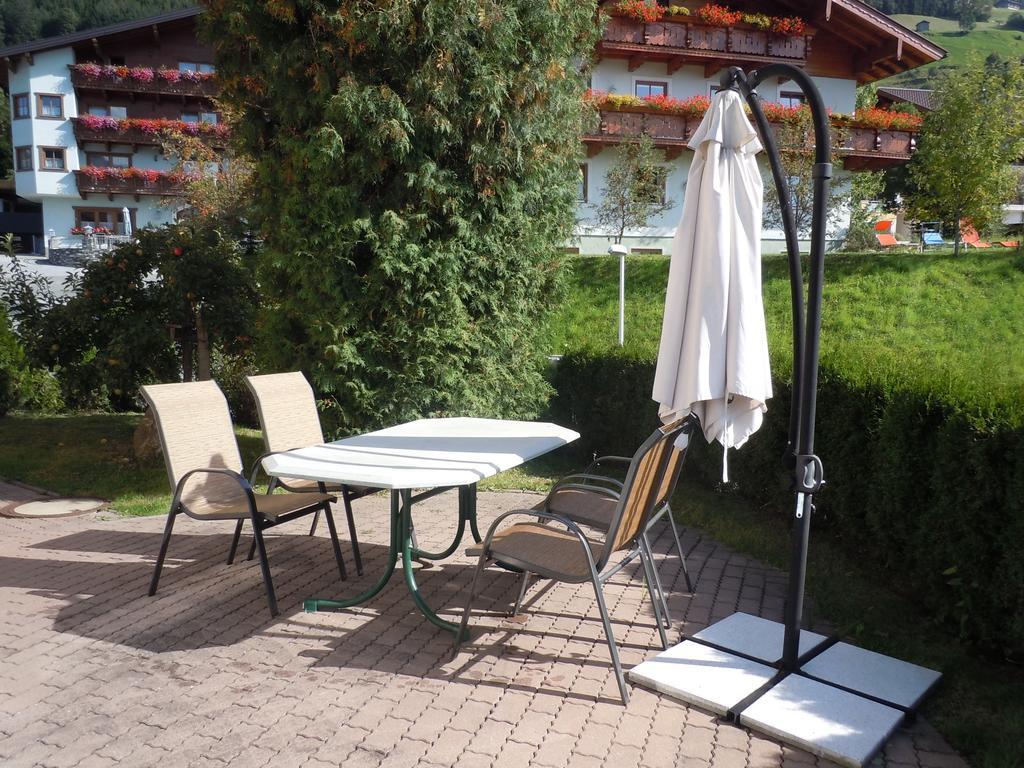 Nebenhaus - Haus Heigl Appartement Sankt Johann im Pongau Kamer foto