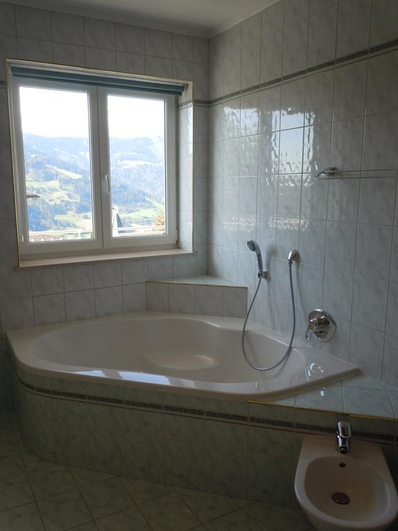 Nebenhaus - Haus Heigl Appartement Sankt Johann im Pongau Kamer foto